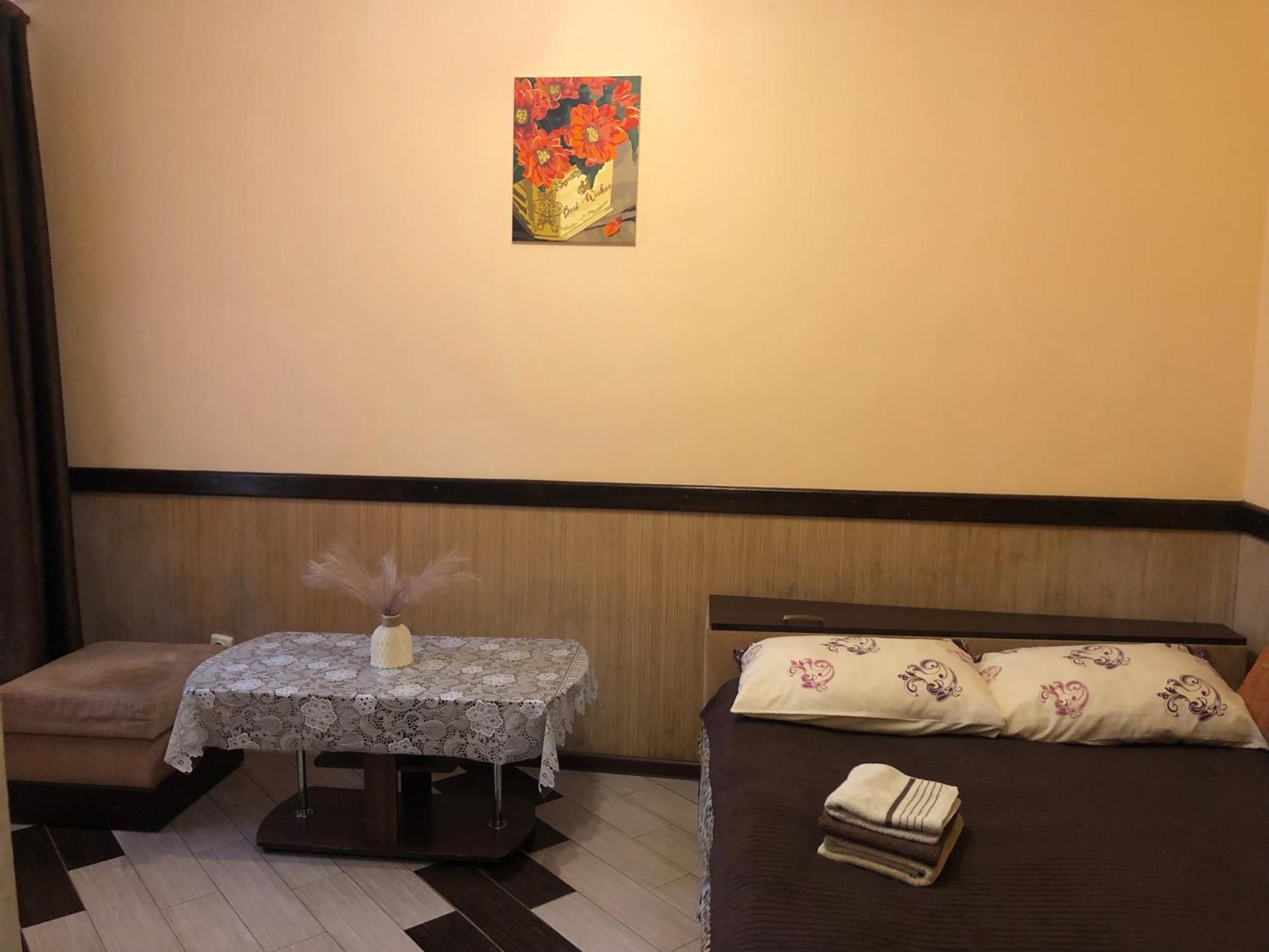 Львів Центр Міста Apartment In The Center Of Lviv Поруч Громадська Парковка מראה חיצוני תמונה